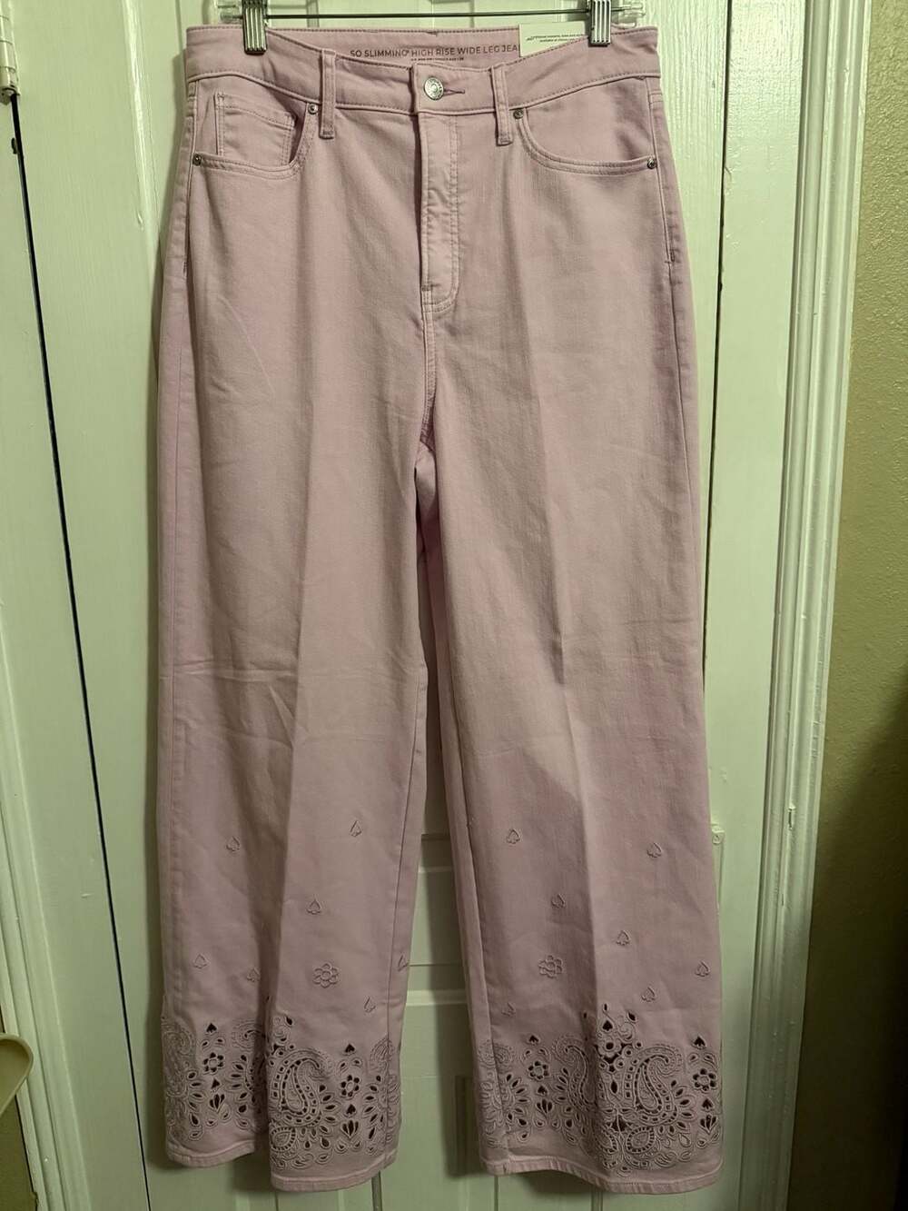 Chico's So Slimming High Rise Wide Leg Eyelet Jeans Lavender 1.5 US 10 - Picture 2 of 11